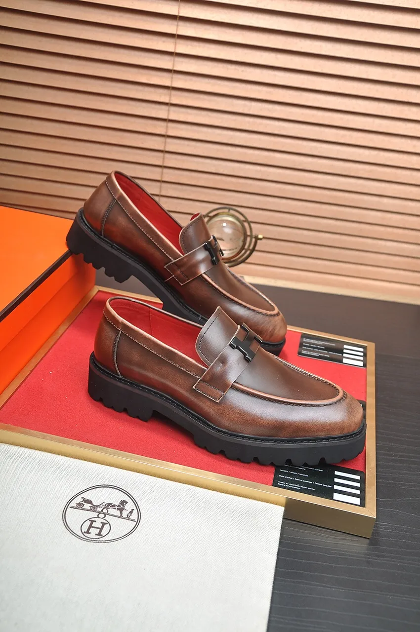 Men's Men's Shoes💰560💶[[HERMES]] (High-end Niuli) New 🍀 HERMES - top version of Ferragamo's classic casual leather shoes! Made of imported original cowhide, the inner top layer is comfortable cowhide lining! Original wear-resistant rubber outsole! High quality products! Code number 38-45 (45 customized)